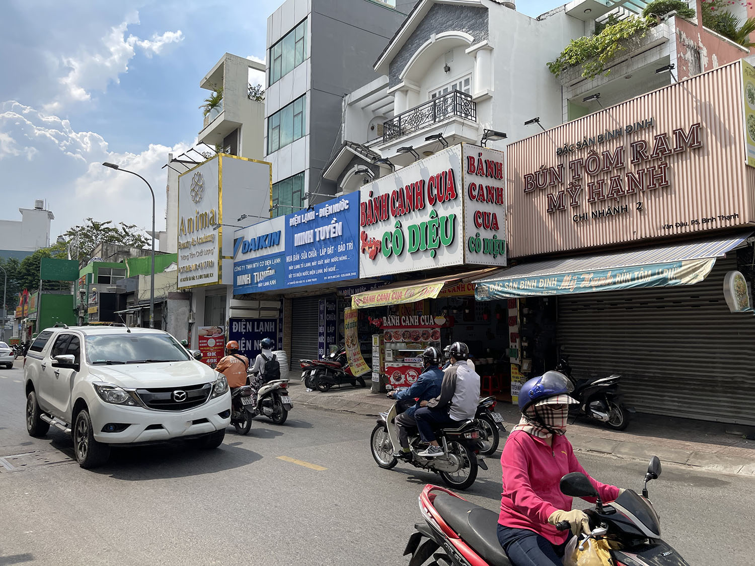 Cho thuê nhà mặt tiền đường Nguyễn Văn Đậu 1 lầu (4.5m x 21m) khu kinh doanh, thương mại sầm uất